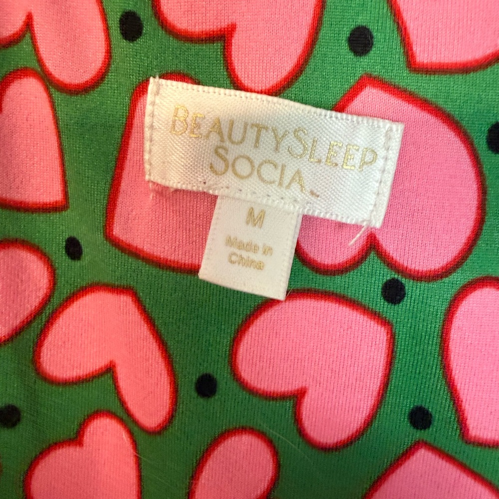 Women's Heart-Print Pajama Set - Pink Hearts on Green - Picture 6 of 9